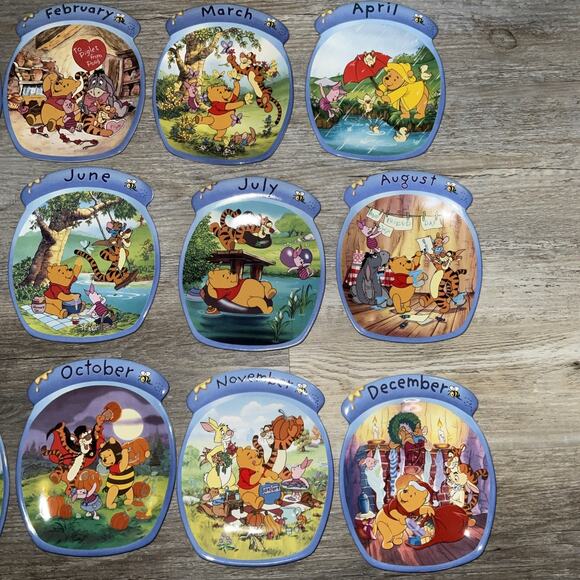 Winnie The Pooh Bradford Exchange Whole Year Perpetual Wall Calendar & Plates - Picture 6 of 7